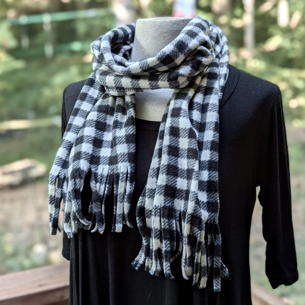 Soft Fleece Plaid Scarf Black and White with Fringe